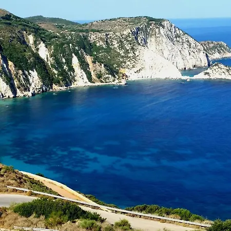 Elegant 3 Bedrooms Julieta Private Pool Sea Views Kefalonia Svoronata